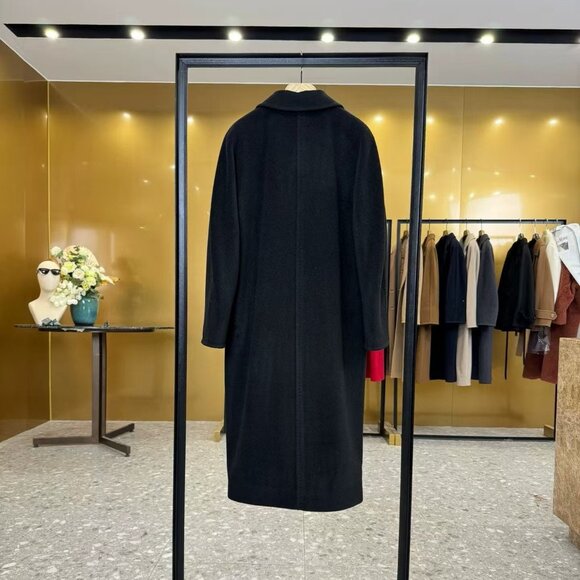 Max Mara refined double-breasted woolcoat. Belted waist. Brand new. - Picture 3 of 12